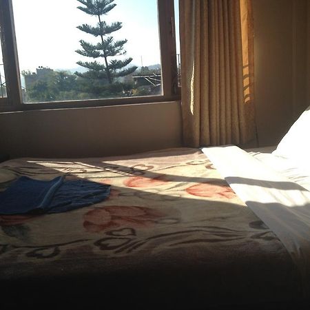 Hotel Aagaman Kathmandu Buitenkant foto