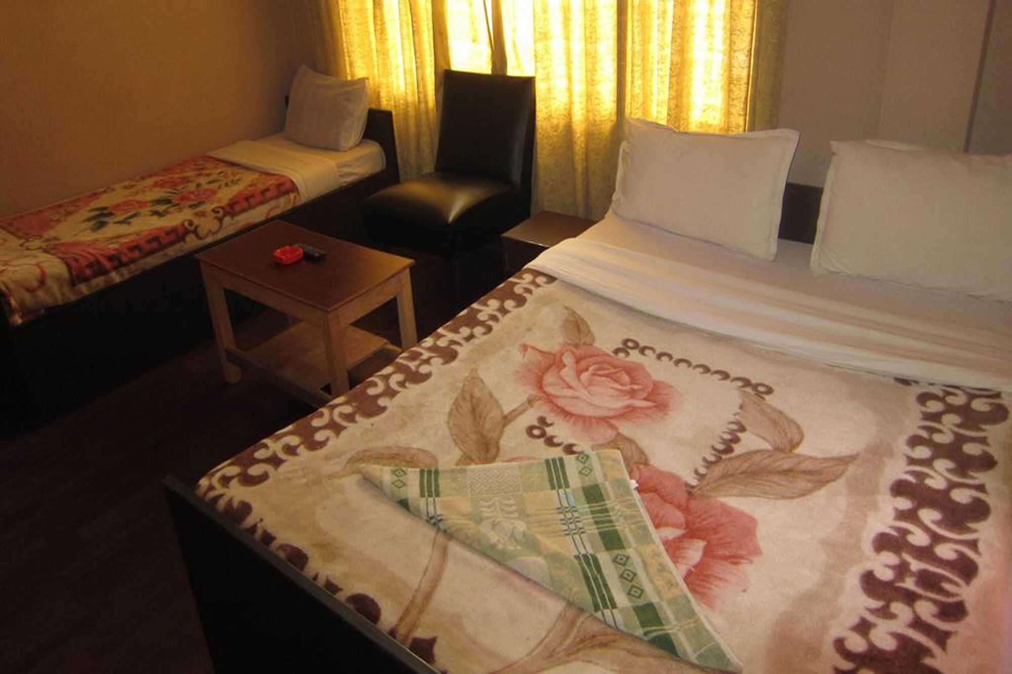 Hotel Aagaman Kathmandu Buitenkant foto