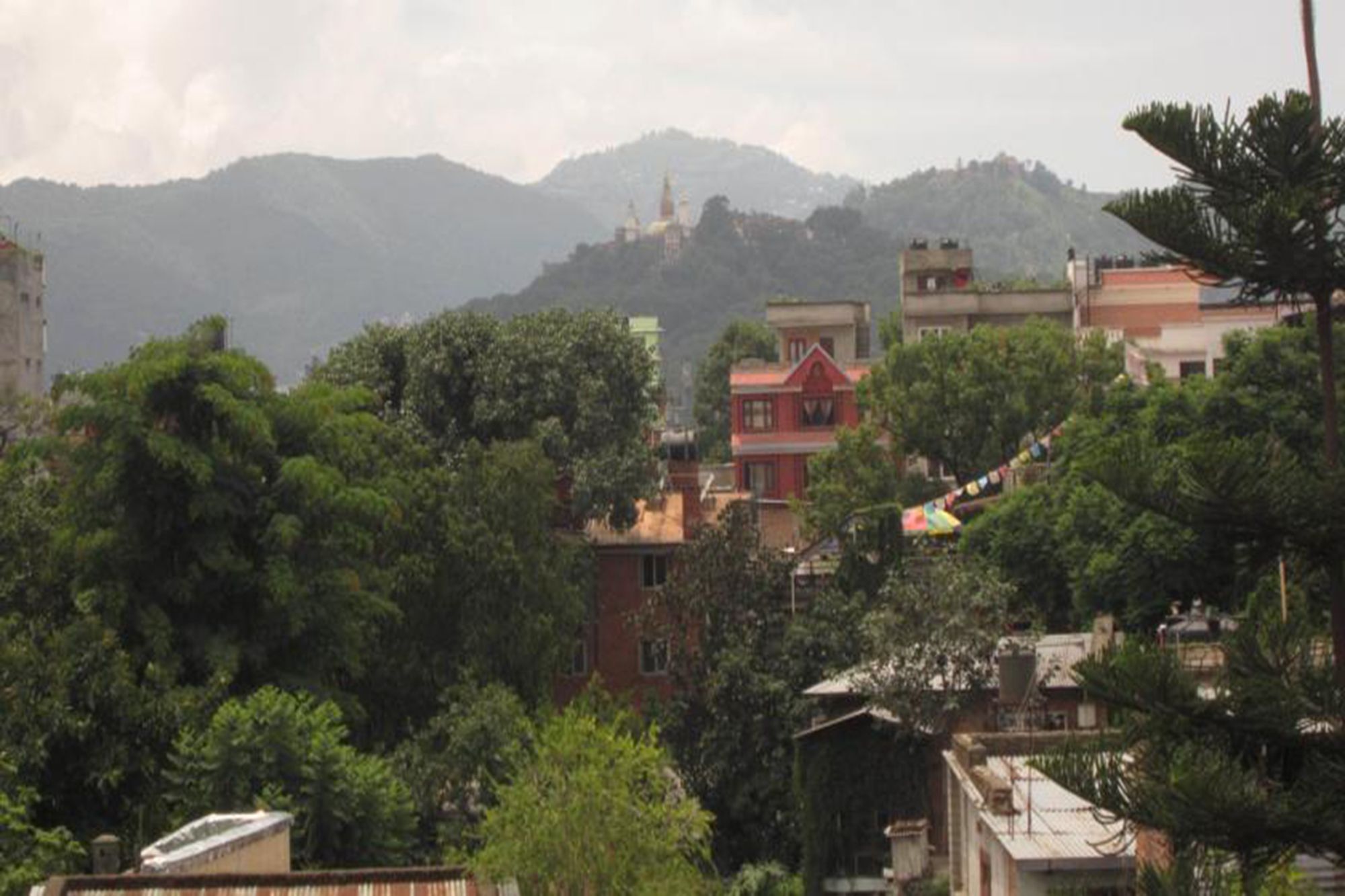 Hotel Aagaman Kathmandu Buitenkant foto